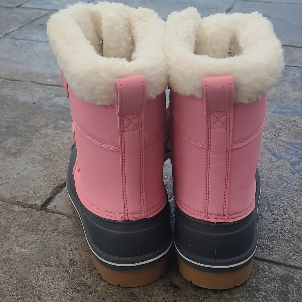 New! Cat & Jack Denver Kit waterproof leather faux fur gray pink Girls boots